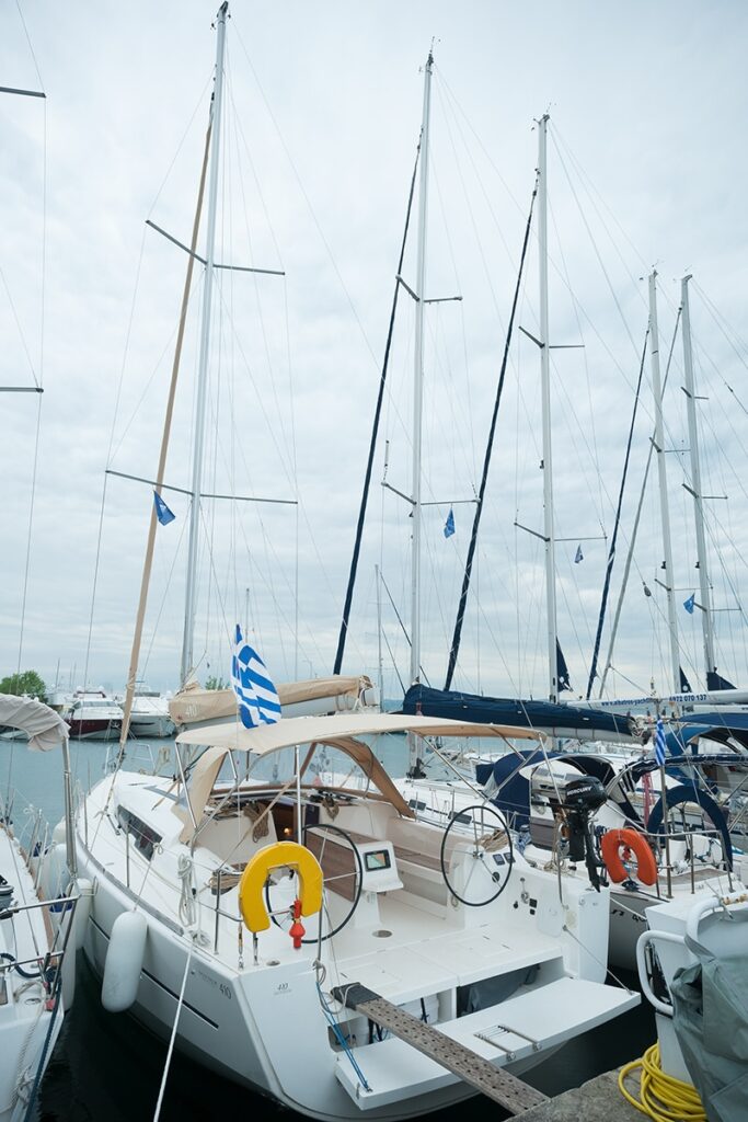 dufour410_1