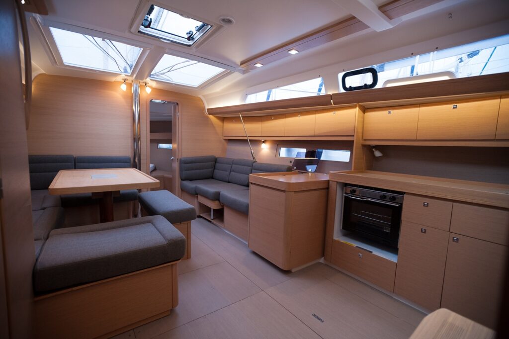 dufour410_2